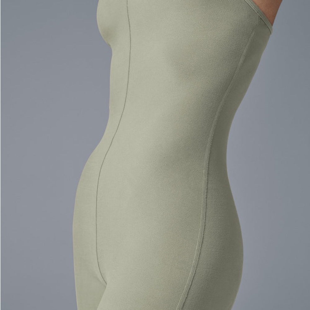 ALO Yoga Olive Jumpsuit - Picture 3 of 6